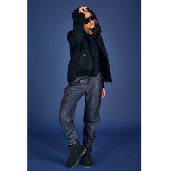 NWT! Holden Cropped Alpine Down Jacket - Picture 9 of 12